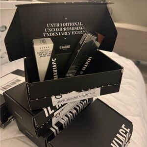 IL MAKIAGE Beauty Collection set